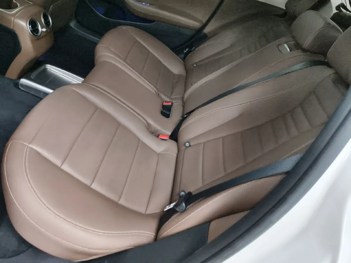 2020 Mercedes-Benz E Class 2.0T 258HP L4 9AT,autocango,china used car exporter,china ev exporter,chinese used car exporter,chinese used ev exporter