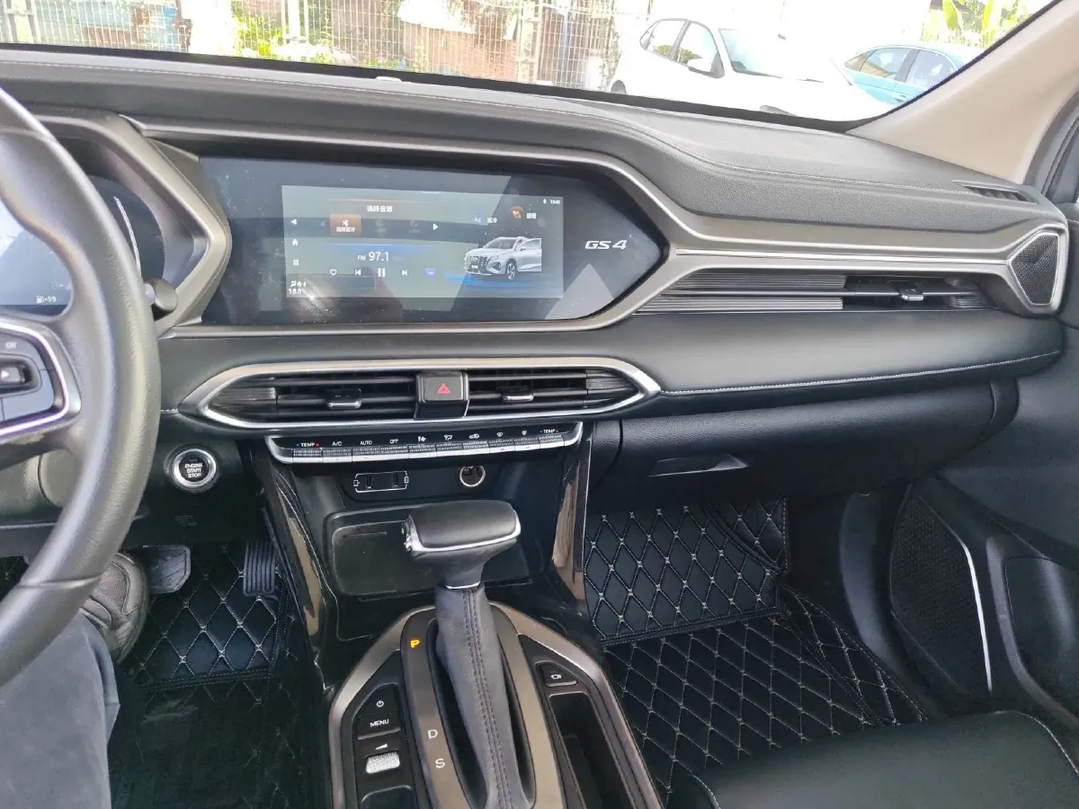 2022 GAC Trumpchi GS4 1.5T 169HP L4 6AT,autocango,china used car exporter,china ev exporter,chinese used car exporter,chinese used ev exporter