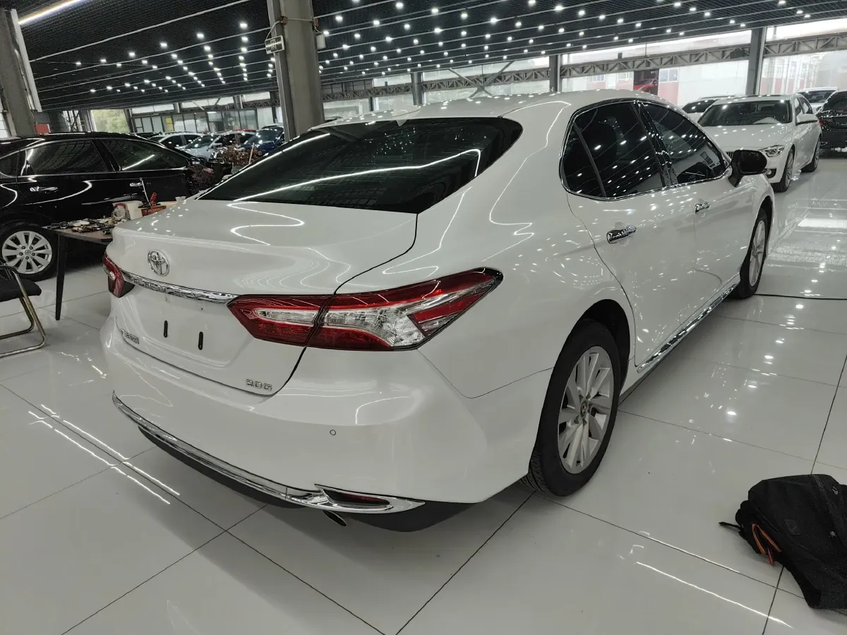 2023 Toyota Camry 2.0L 177HP L4 CVT,autocango,china used car exporter,china ev exporter,chinese used car exporter,chinese used ev exporter
