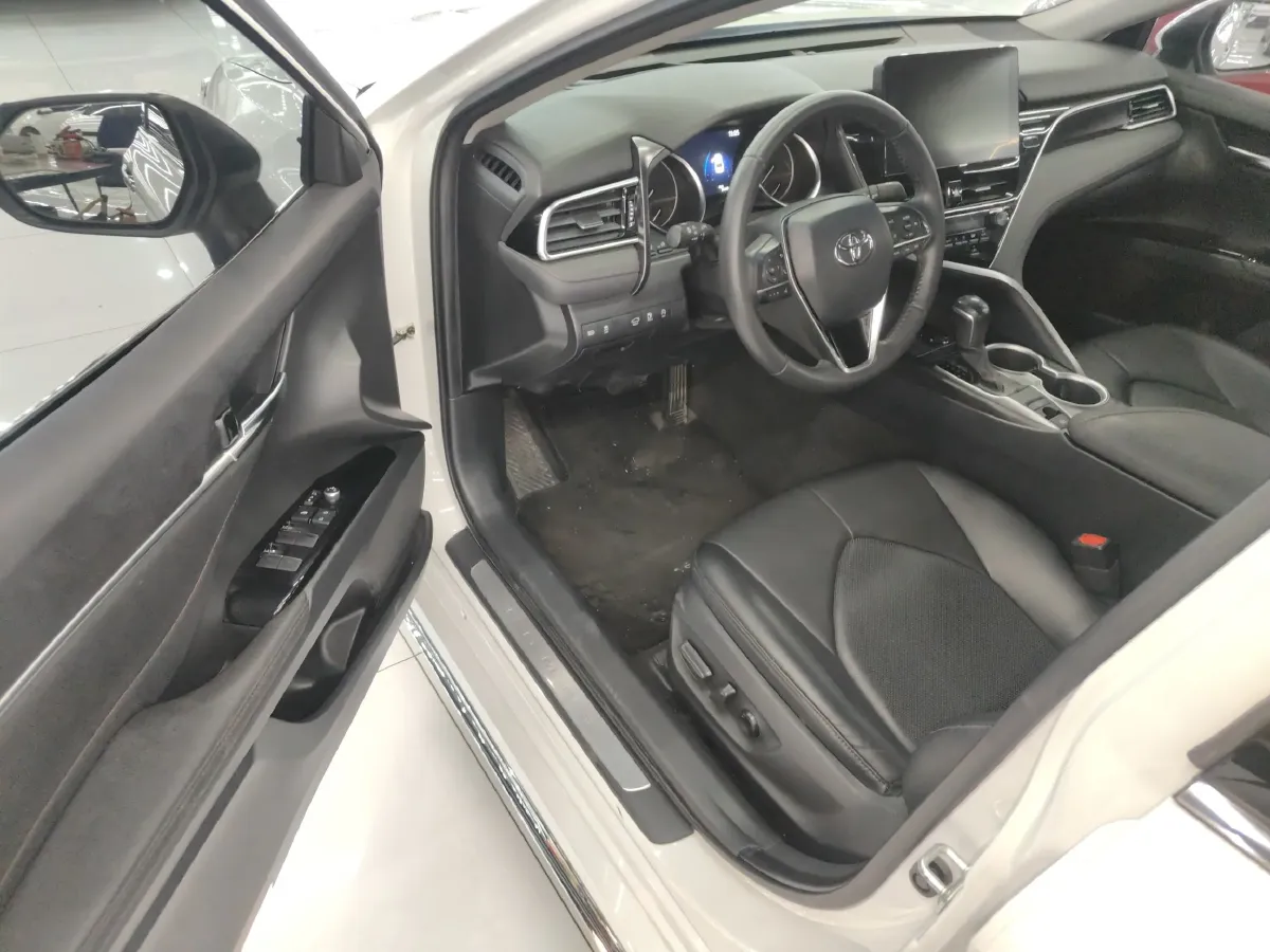 2023 Toyota Camry 2.0L 177HP L4 CVT,autocango,china used car exporter,china ev exporter,chinese used car exporter,chinese used ev exporter