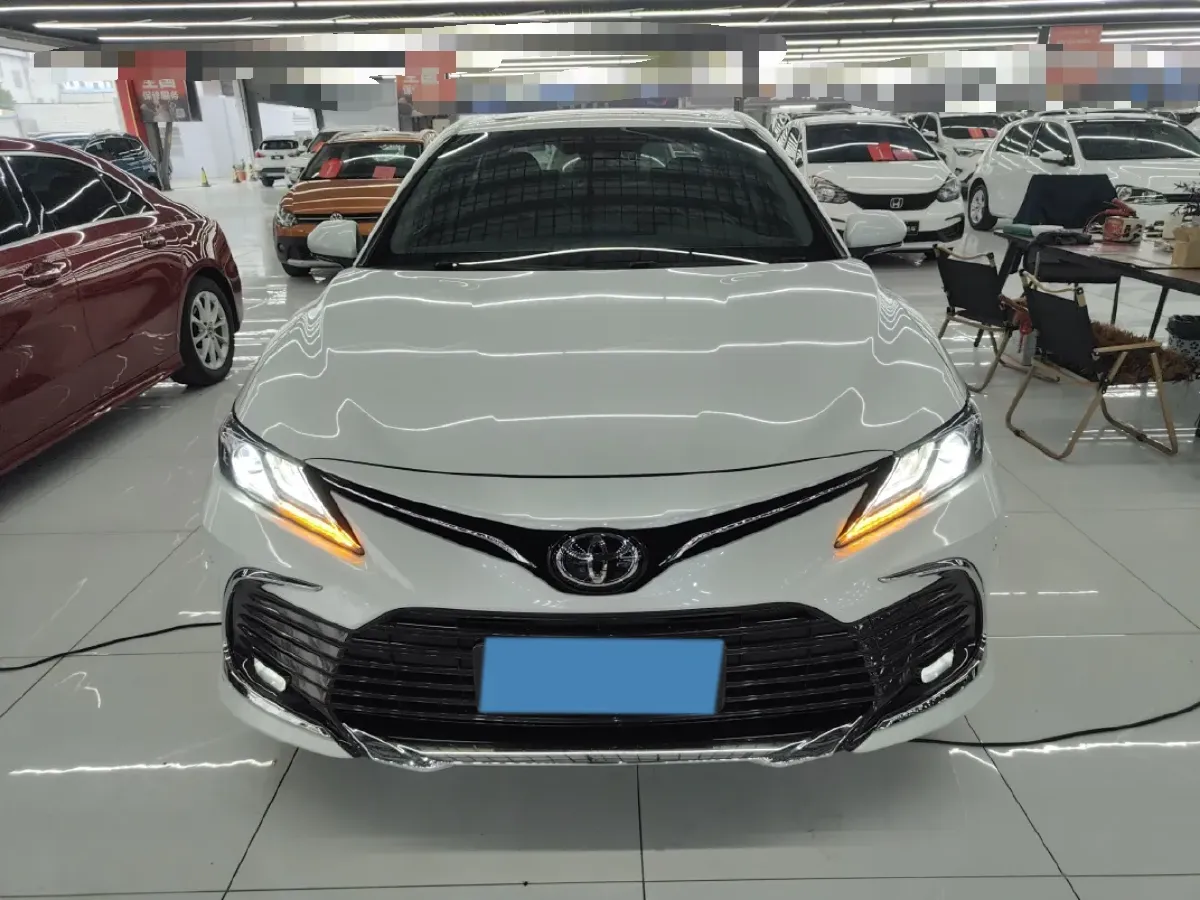 2023 Toyota Camry 2.0L 177HP L4 CVT,autocango,china used car exporter,china ev exporter,chinese used car exporter,chinese used ev exporter