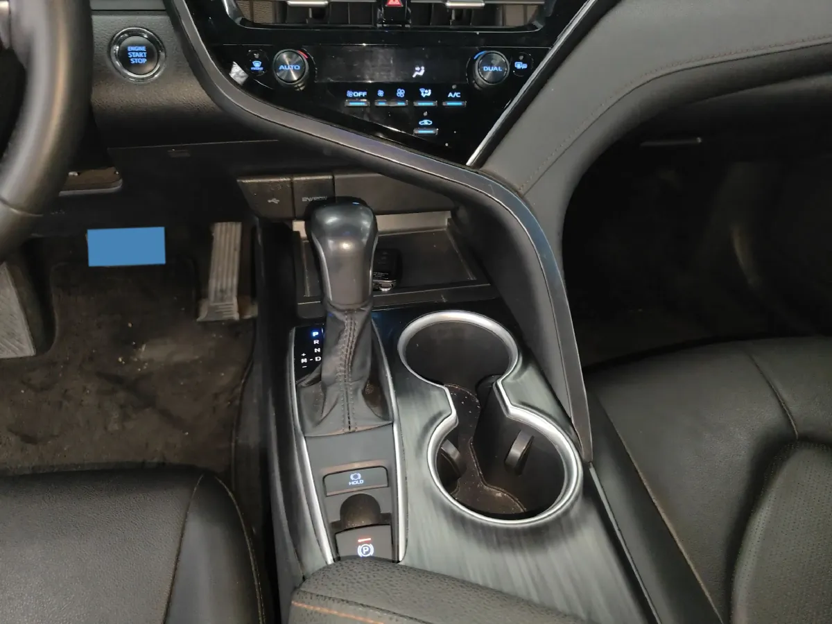 2023 Toyota Camry 2.0L 177HP L4 CVT,autocango,china used car exporter,china ev exporter,chinese used car exporter,chinese used ev exporter