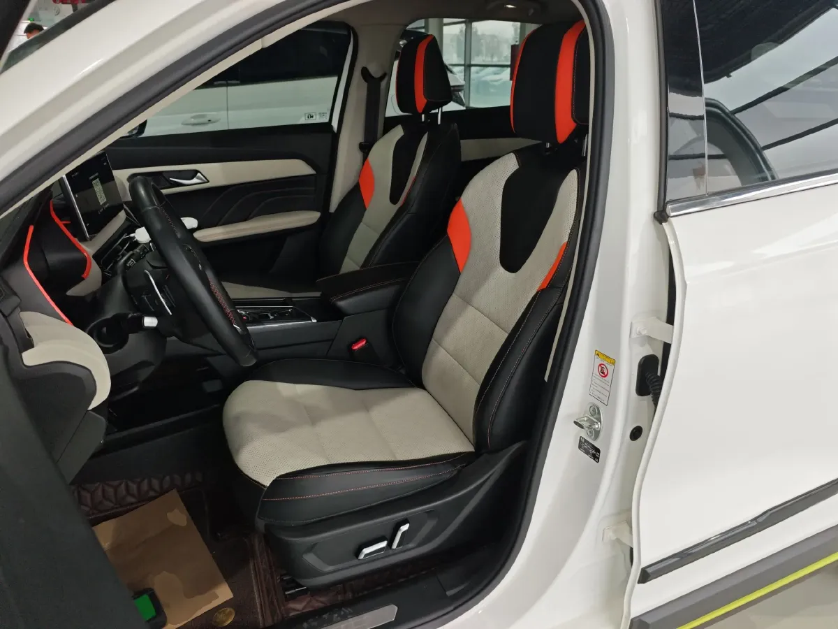 2021 Haval Rabbit 1.5T 184HP L4 7DCT,autocango,china used car exporter,china ev exporter,chinese used car exporter,chinese used ev exporter