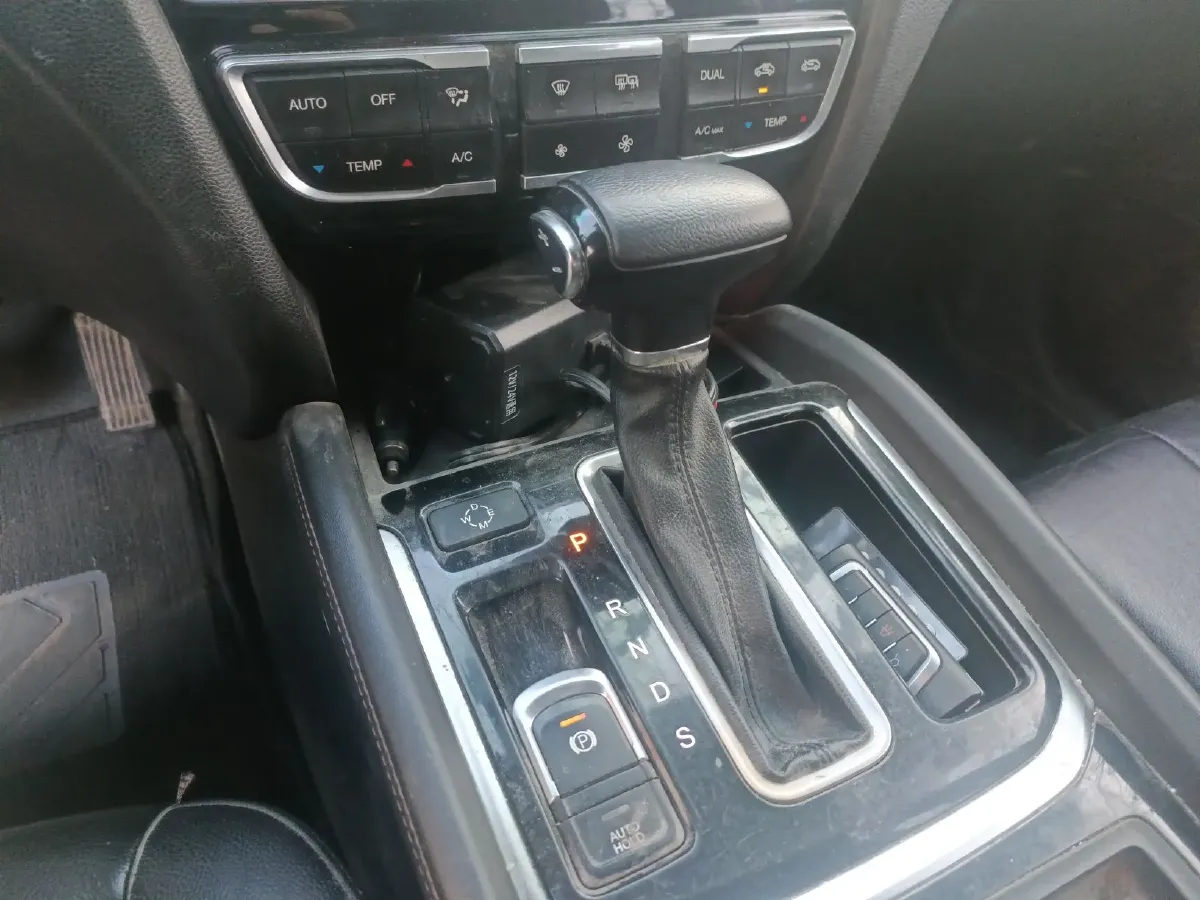 2017 GAC Trumpchi GS7 1.8T 188HP L4 6AT,autocango,china used car exporter,china ev exporter,chinese used car exporter,chinese used ev exporter