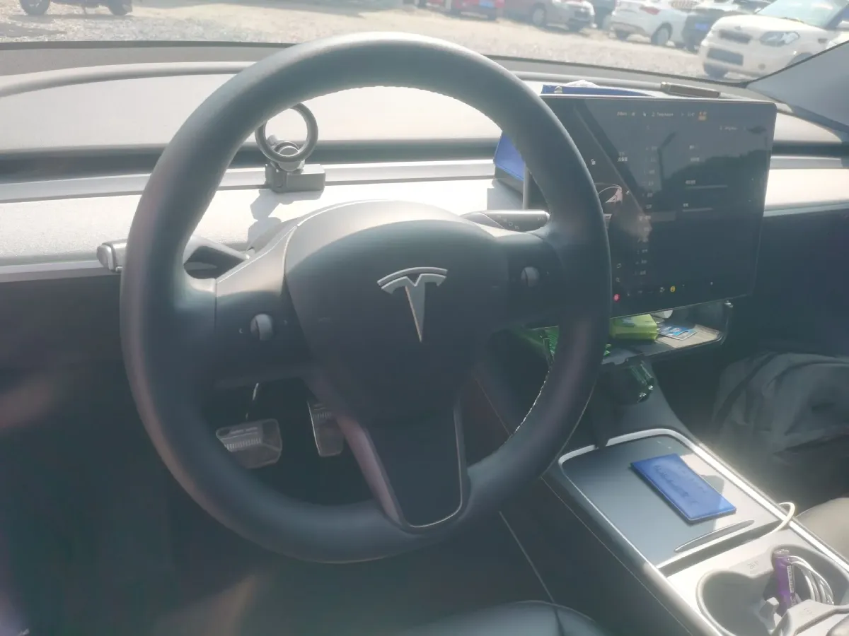 2022 Tesla Model Y BEV 60KWH,autocango,china used car exporter,china ev exporter,chinese used car exporter,chinese used ev exporter