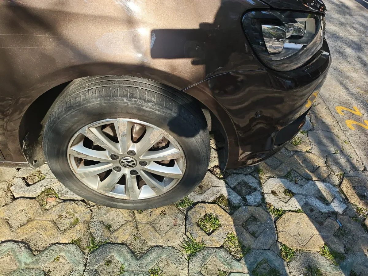 2013 Volkswagen Touran 1.4T 131HP L4 7DCT,autocango,china used car exporter,china ev exporter,chinese used car exporter,chinese used ev exporter