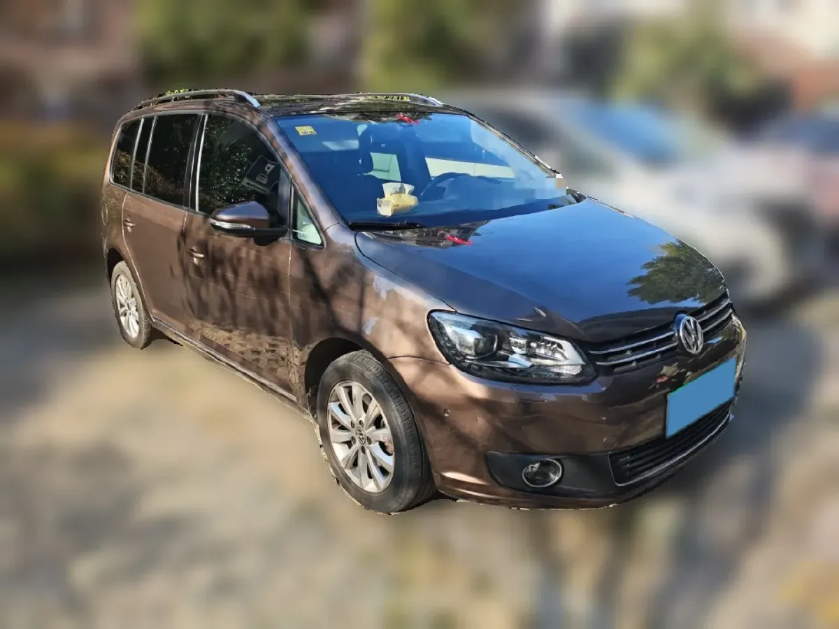 2013 Volkswagen Touran 1.4T 131HP L4 7DCT,autocango,china used car exporter,china ev exporter,chinese used car exporter,chinese used ev exporter
