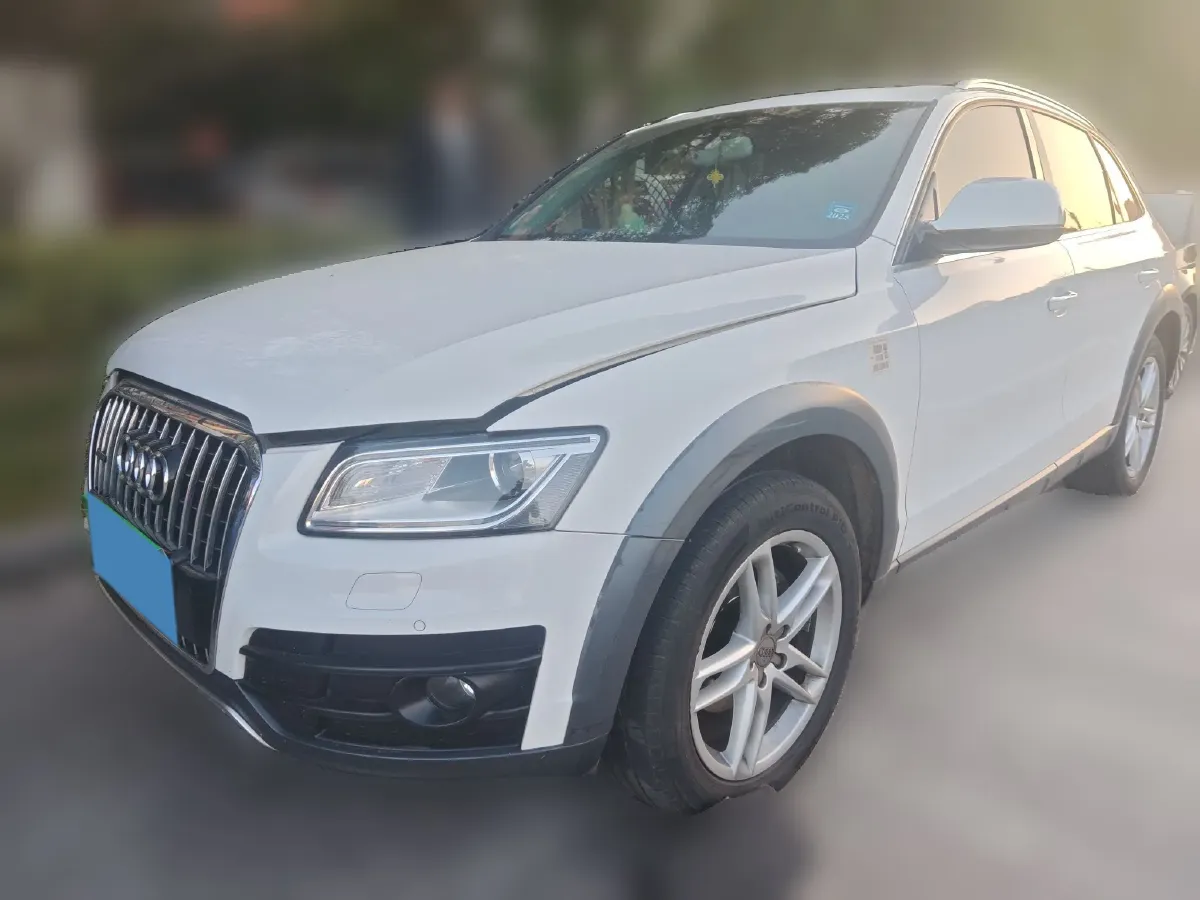 2017 Audi Q5 2.0T 230HP L4 8AT,autocango,china used car exporter,china ev exporter,chinese used car exporter,chinese used ev exporter