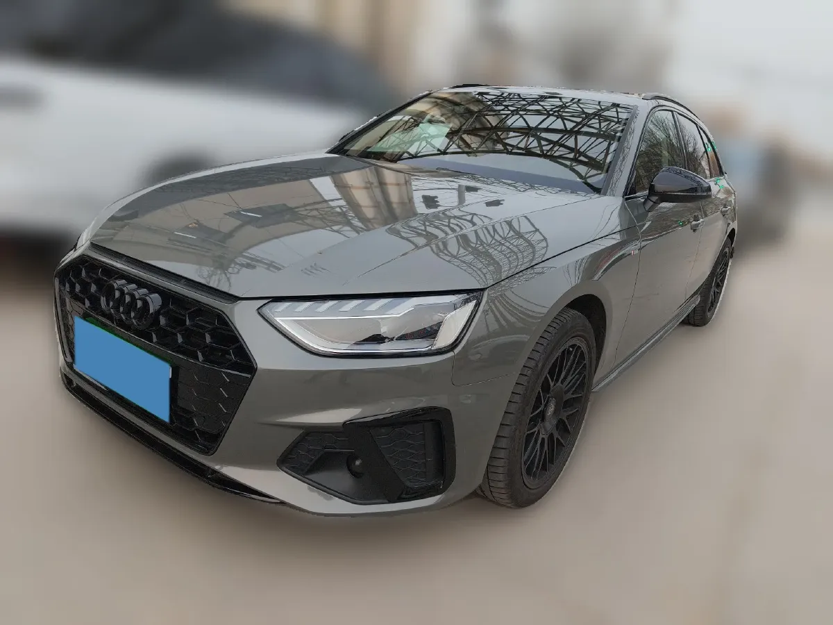 2024 Audi A4 2.0T 204HP L4 7DCT,autocango,china used car exporter,china ev exporter,chinese used car exporter,chinese used ev exporter