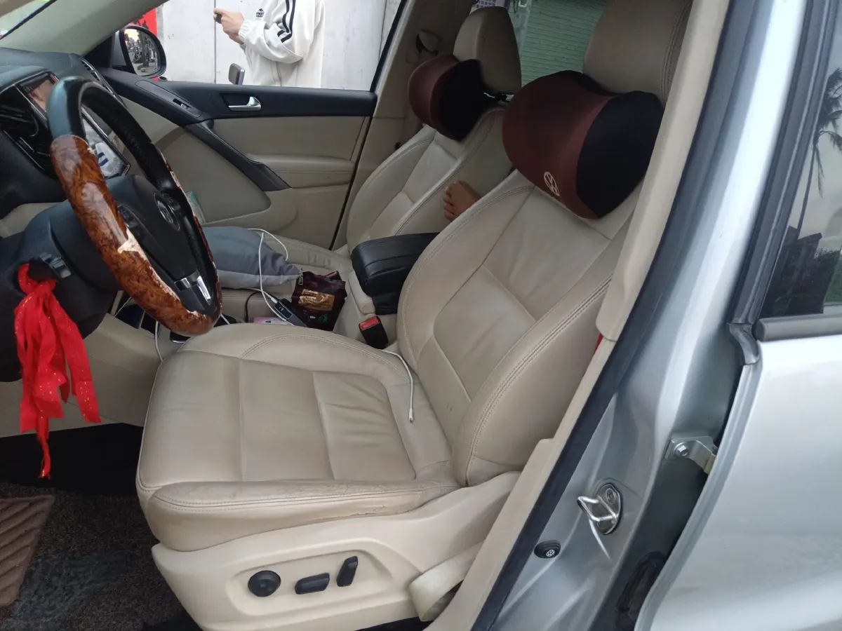 2012 Volkswagen Tiguan 1.8T 160HP L4 6AT,autocango,china used car exporter,china ev exporter,chinese used car exporter,chinese used ev exporter