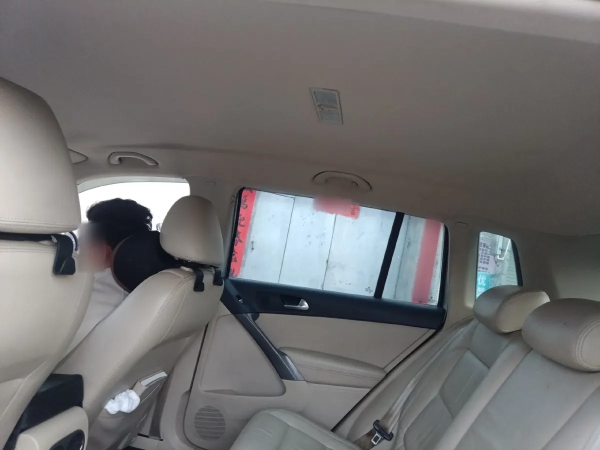 2012 Volkswagen Tiguan 1.8T 160HP L4 6AT,autocango,china used car exporter,china ev exporter,chinese used car exporter,chinese used ev exporter