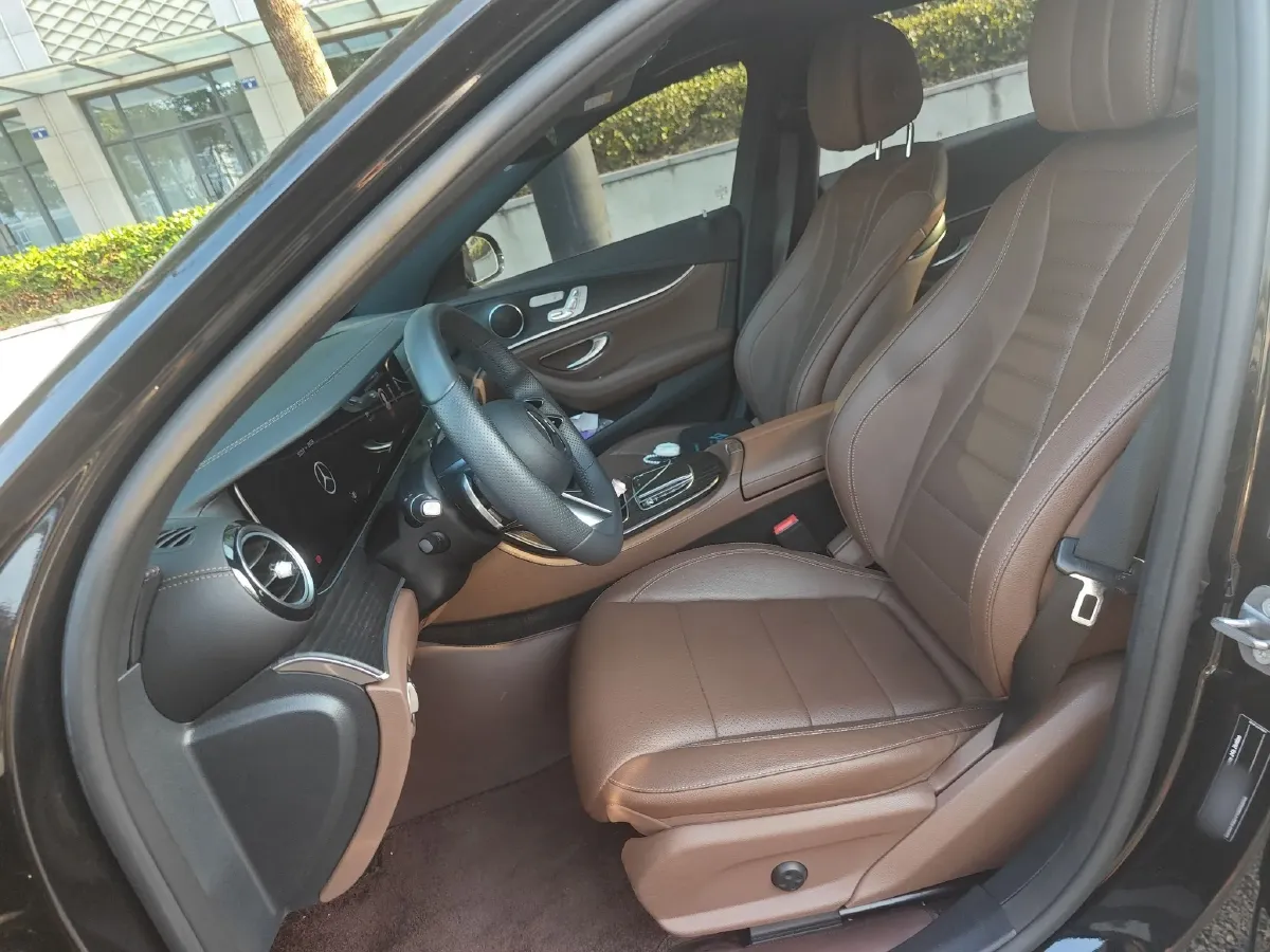 2022 Mercedes-Benz E Class 2.0T 258HP L4 9AT,autocango,china used car exporter,china ev exporter,chinese used car exporter,chinese used ev exporter