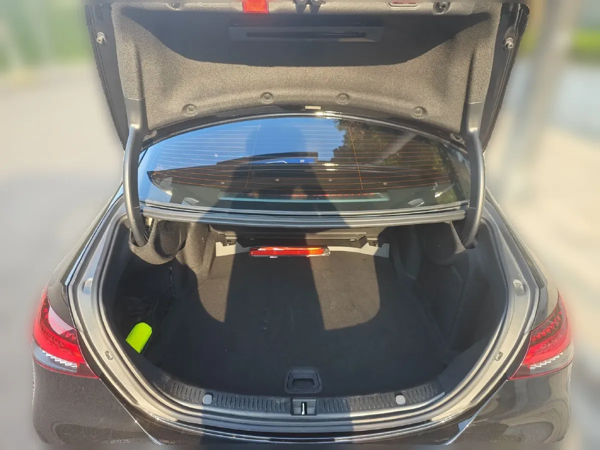 2022 Mercedes-Benz E Class 2.0T 258HP L4 9AT,autocango,china used car exporter,china ev exporter,chinese used car exporter,chinese used ev exporter