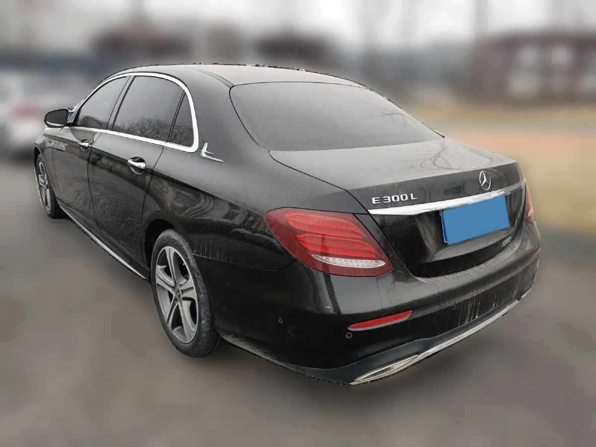 2019 Mercedes-Benz E Class 1.5T 184HP L4 9AT,autocango,china used car exporter,china ev exporter,chinese used car exporter,chinese used ev exporter