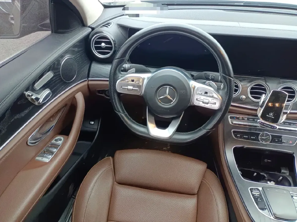 2019 Mercedes-Benz E Class 1.5T 184HP L4 9AT,autocango,china used car exporter,china ev exporter,chinese used car exporter,chinese used ev exporter