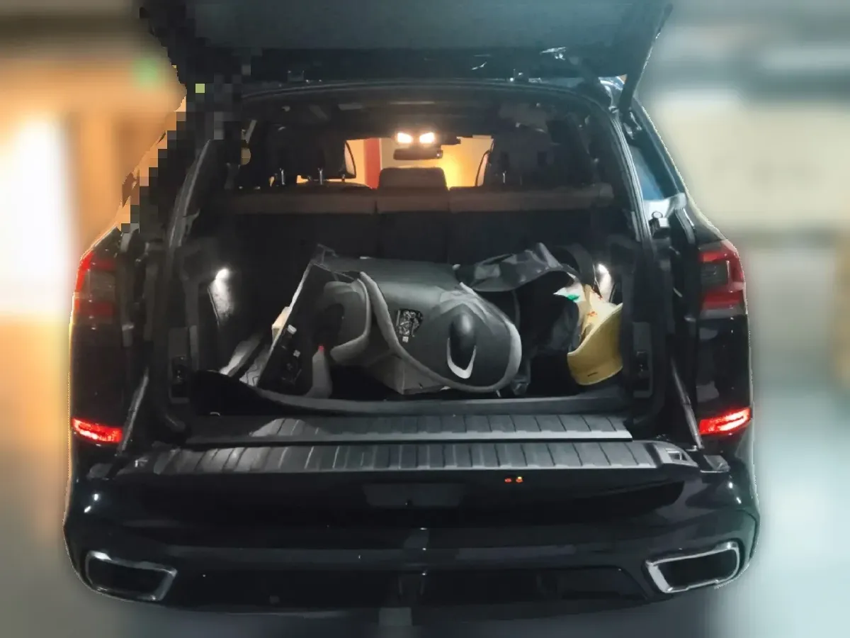 2019 BMW X5 3.0T 340HP L6 8AT,autocango,china used car exporter,china ev exporter,chinese used car exporter,chinese used ev exporter