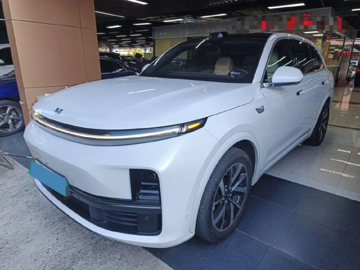 2023 Li L7 Range Extended 154HP REEV 40.9KWH,autocango,china used car exporter,china ev exporter,chinese used car exporter,chinese used ev exporter