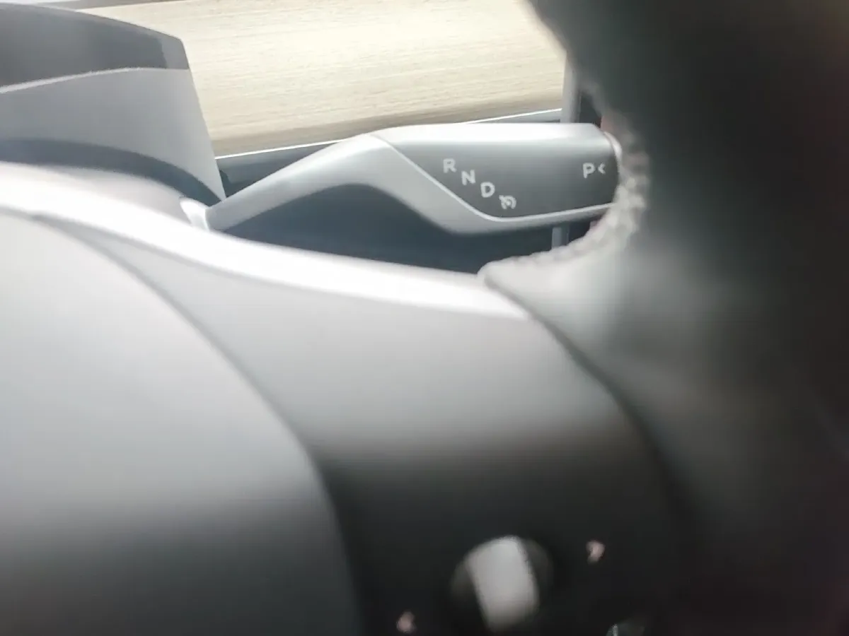 2023 Tesla Model Y BEV 78.4KWH,autocango,china used car exporter,china ev exporter,chinese used car exporter,chinese used ev exporter