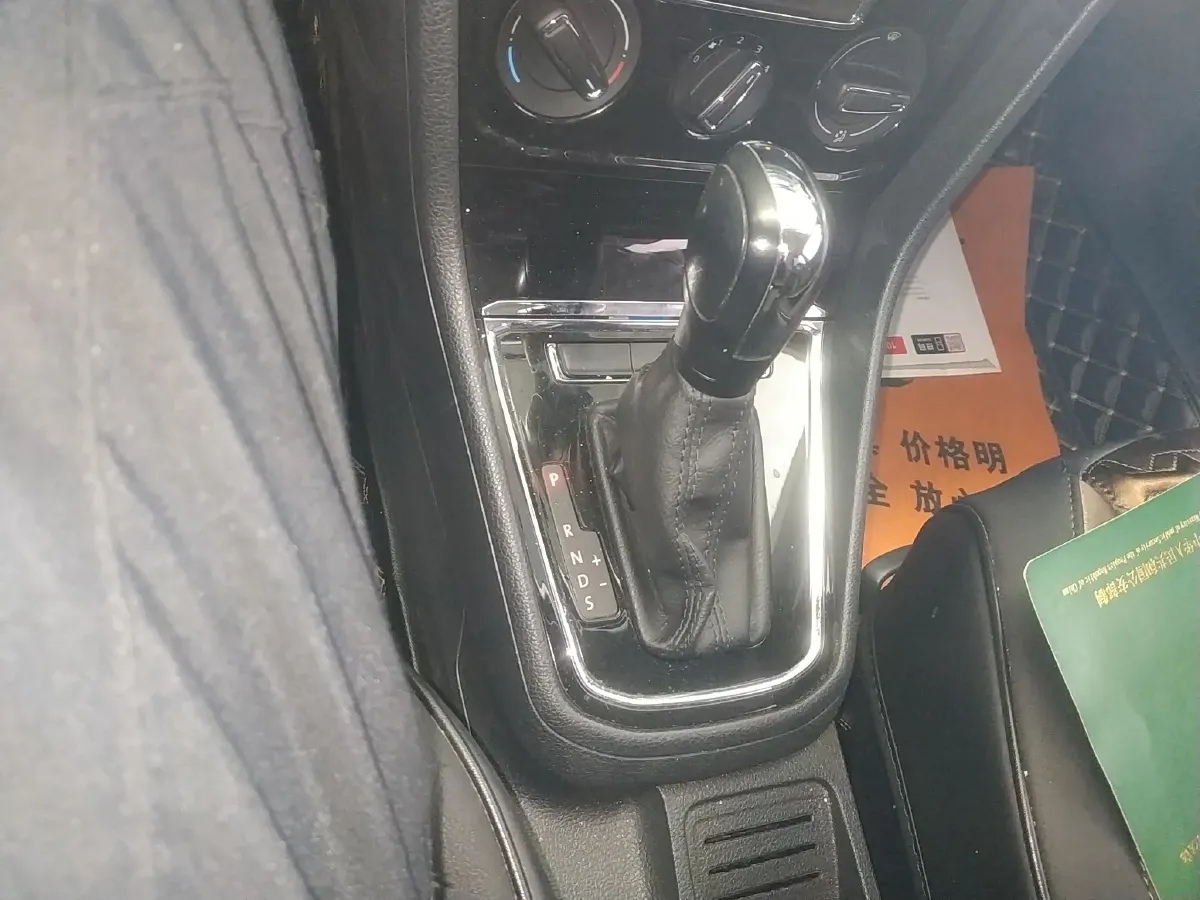 2018 Hyundai Elantra 1.4T 130HP L4 7DCT,autocango,china used car exporter,china ev exporter,chinese used car exporter,chinese used ev exporter