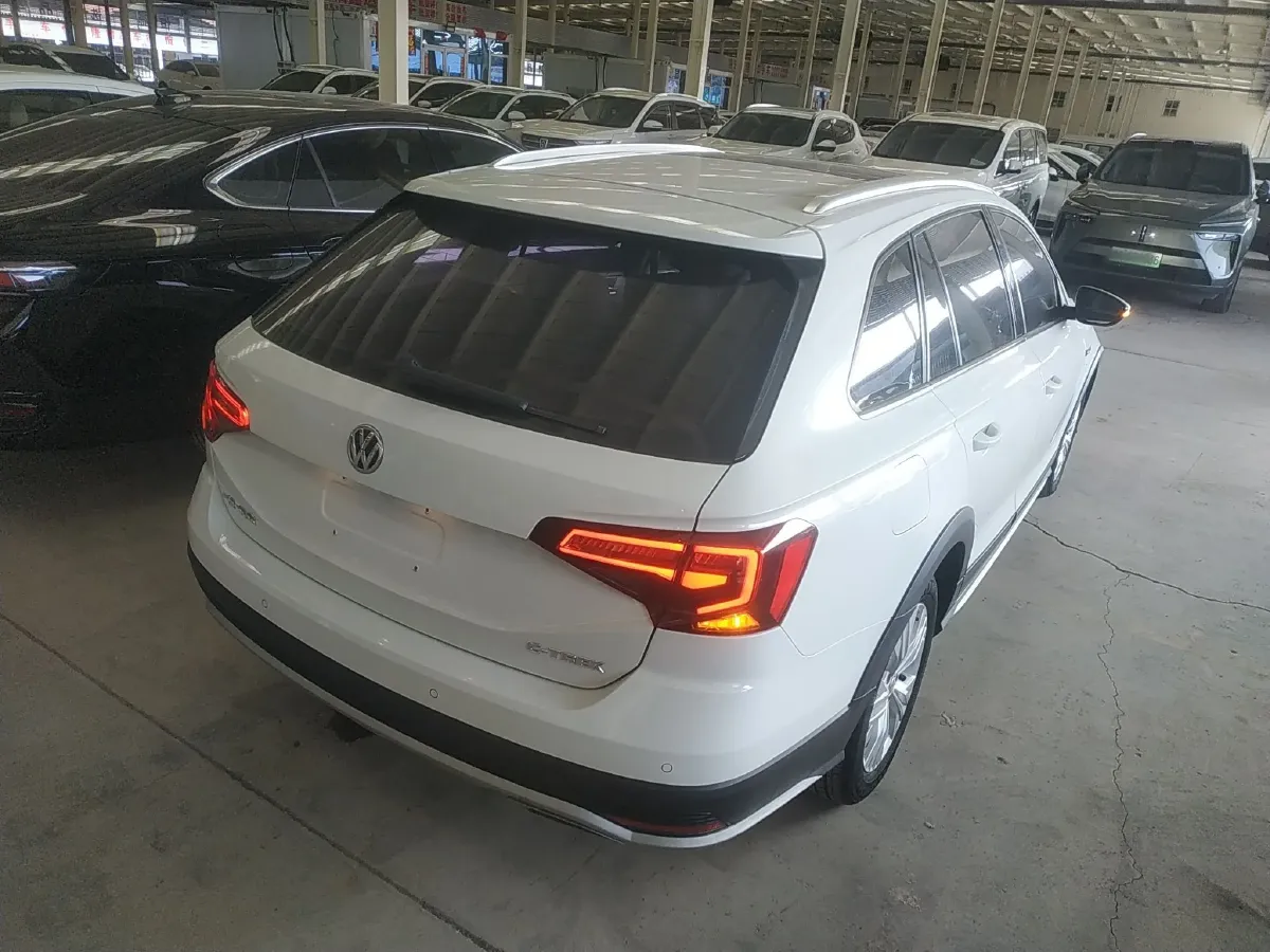2018 Hyundai Elantra 1.4T 130HP L4 7DCT,autocango,china used car exporter,china ev exporter,chinese used car exporter,chinese used ev exporter