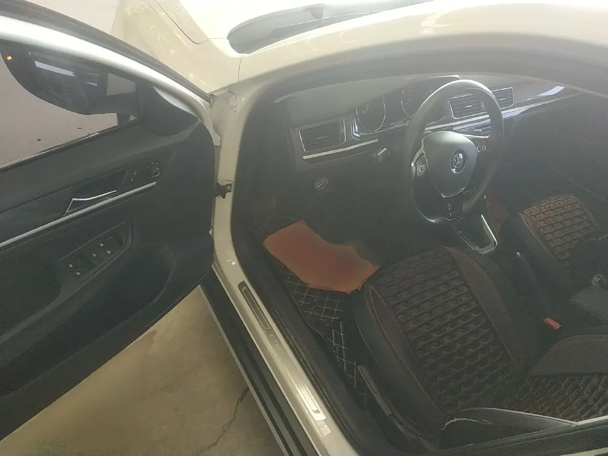 2018 Hyundai Elantra 1.4T 130HP L4 7DCT,autocango,china used car exporter,china ev exporter,chinese used car exporter,chinese used ev exporter