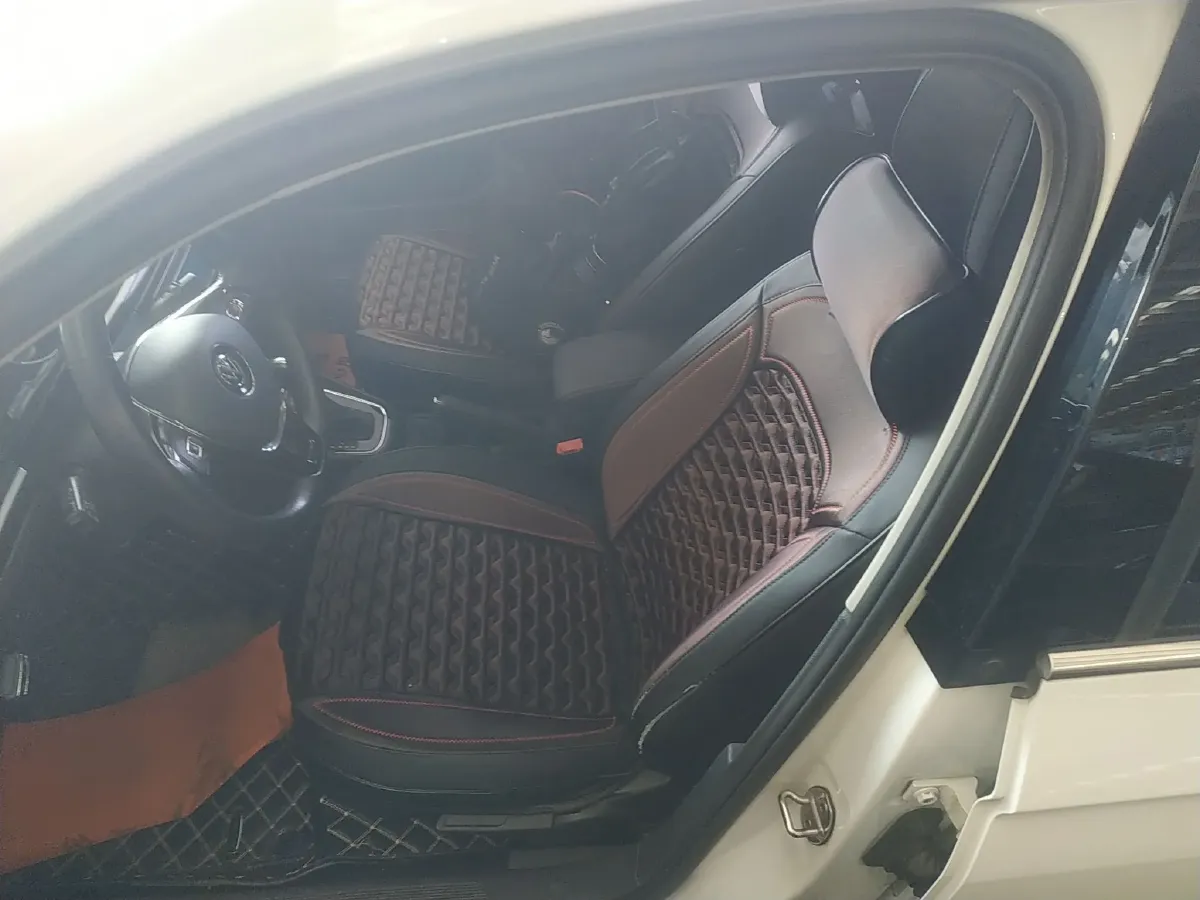 2018 Hyundai Elantra 1.4T 130HP L4 7DCT,autocango,china used car exporter,china ev exporter,chinese used car exporter,chinese used ev exporter