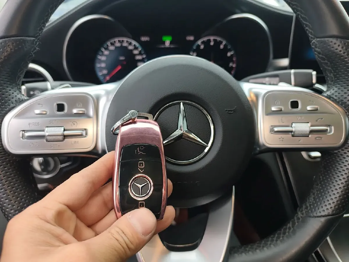 2021 Mercedes-Benz C Class 1.5T 184HP L4 9AT,autocango,china used car exporter,china ev exporter,chinese used car exporter,chinese used ev exporter