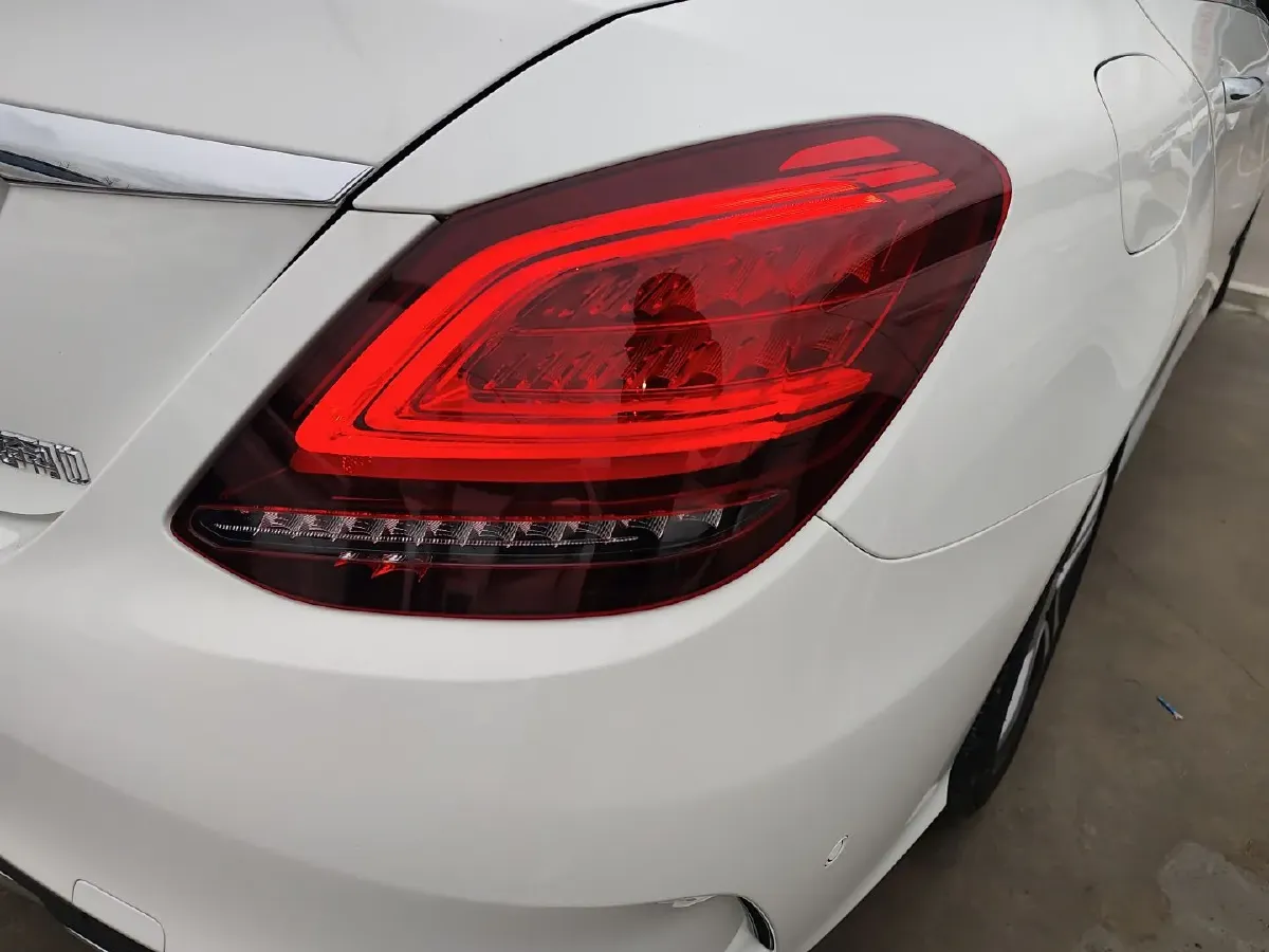 2021 Mercedes-Benz C Class 1.5T 184HP L4 9AT,autocango,china used car exporter,china ev exporter,chinese used car exporter,chinese used ev exporter