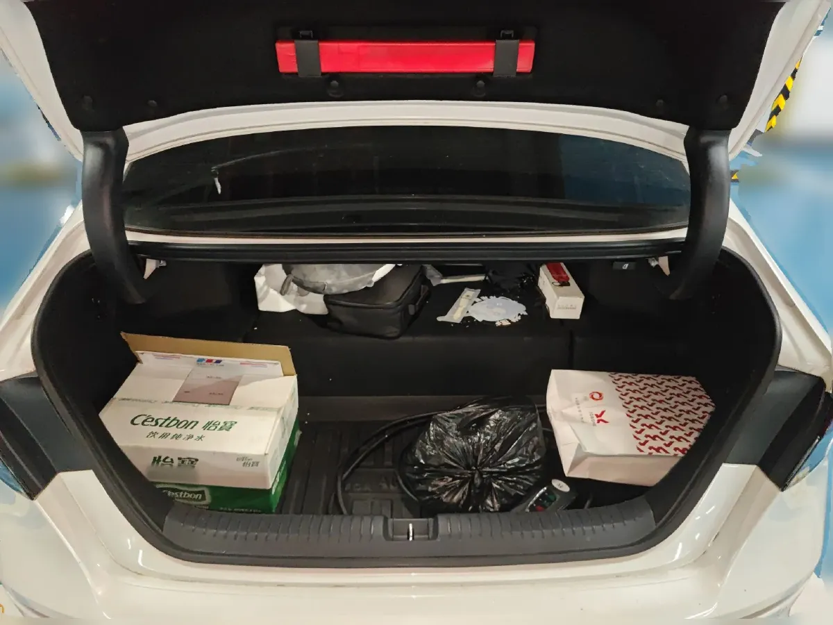 2023 Honda Accord 2.0L 148HP L4 E-CVT PHEV 17.7KWH,autocango,china used car exporter,china ev exporter,chinese used car exporter,chinese used ev exporter