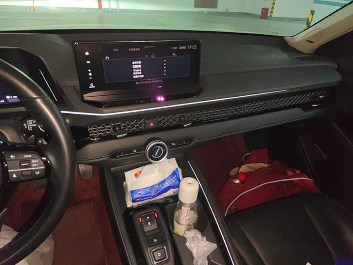 2023 Honda Accord 2.0L 148HP L4 E-CVT PHEV 17.7KWH,autocango,china used car exporter,china ev exporter,chinese used car exporter,chinese used ev exporter