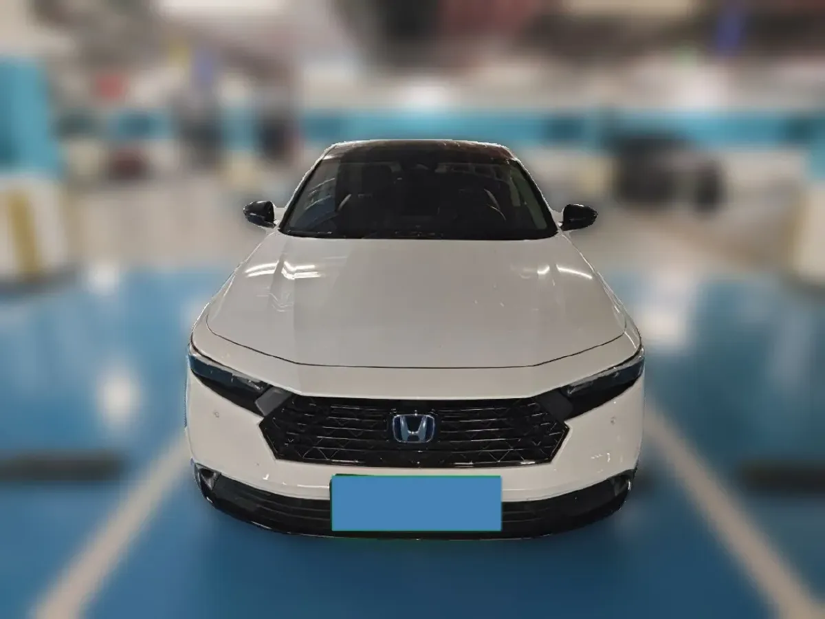 2023 Honda Accord 2.0L 148HP L4 E-CVT PHEV 17.7KWH,autocango,china used car exporter,china ev exporter,chinese used car exporter,chinese used ev exporter