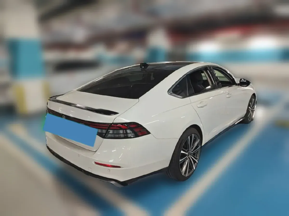 2023 Honda Accord 2.0L 148HP L4 E-CVT PHEV 17.7KWH,autocango,china used car exporter,china ev exporter,chinese used car exporter,chinese used ev exporter