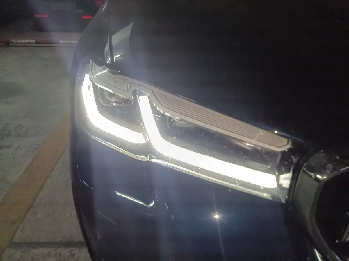 2023 BMW 5 Series 2.0T 245HP L4 8AT,autocango,china used car exporter,china ev exporter,chinese used car exporter,chinese used ev exporter