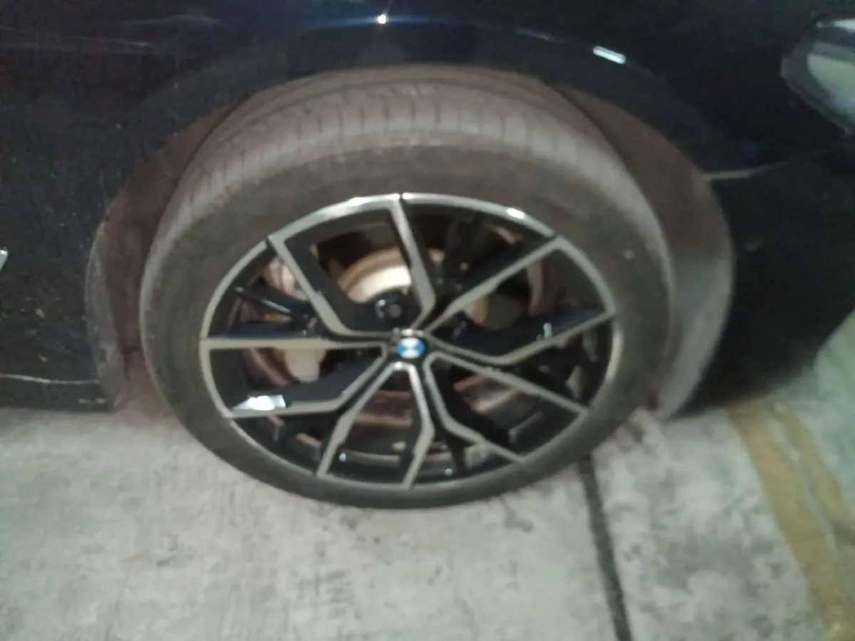 2023 BMW 5 Series 2.0T 245HP L4 8AT,autocango,china used car exporter,china ev exporter,chinese used car exporter,chinese used ev exporter