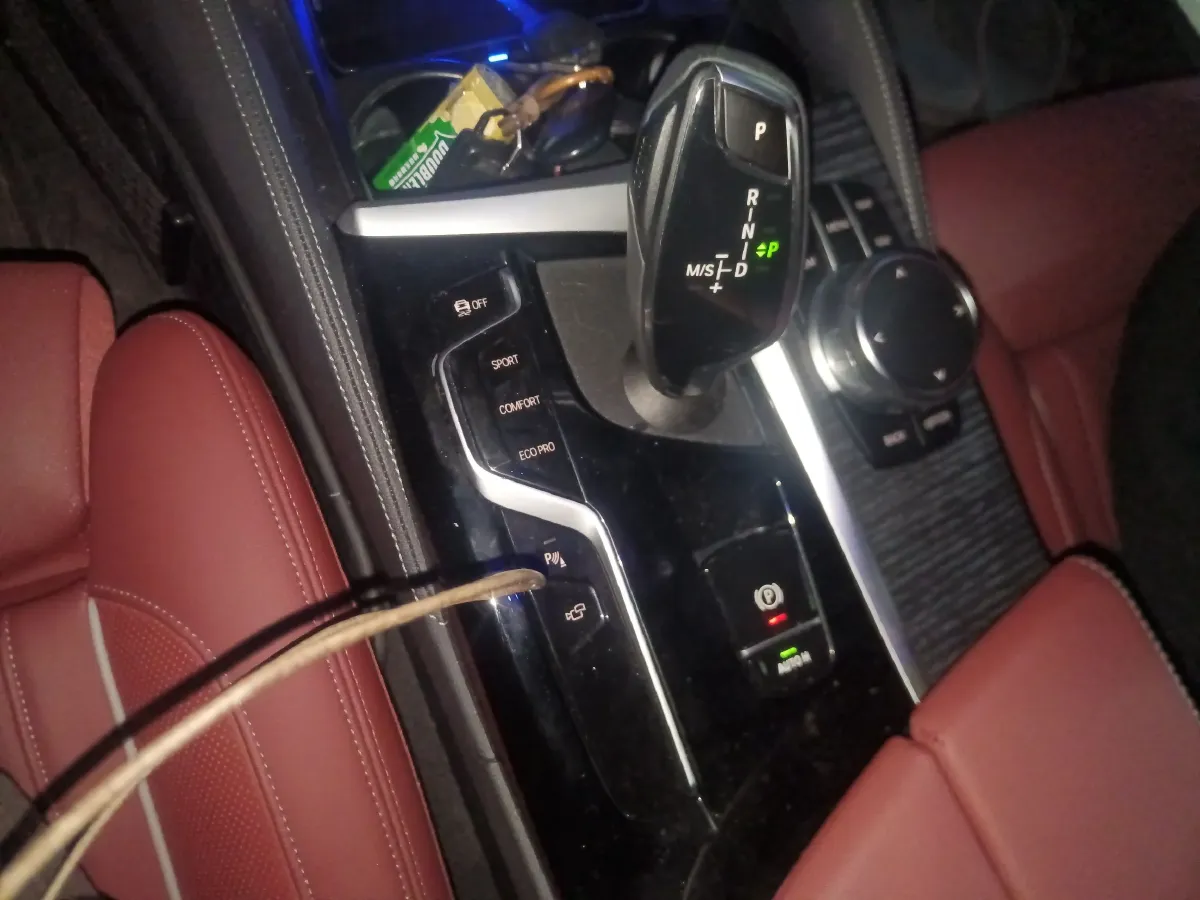 2023 BMW 5 Series 2.0T 245HP L4 8AT,autocango,china used car exporter,china ev exporter,chinese used car exporter,chinese used ev exporter