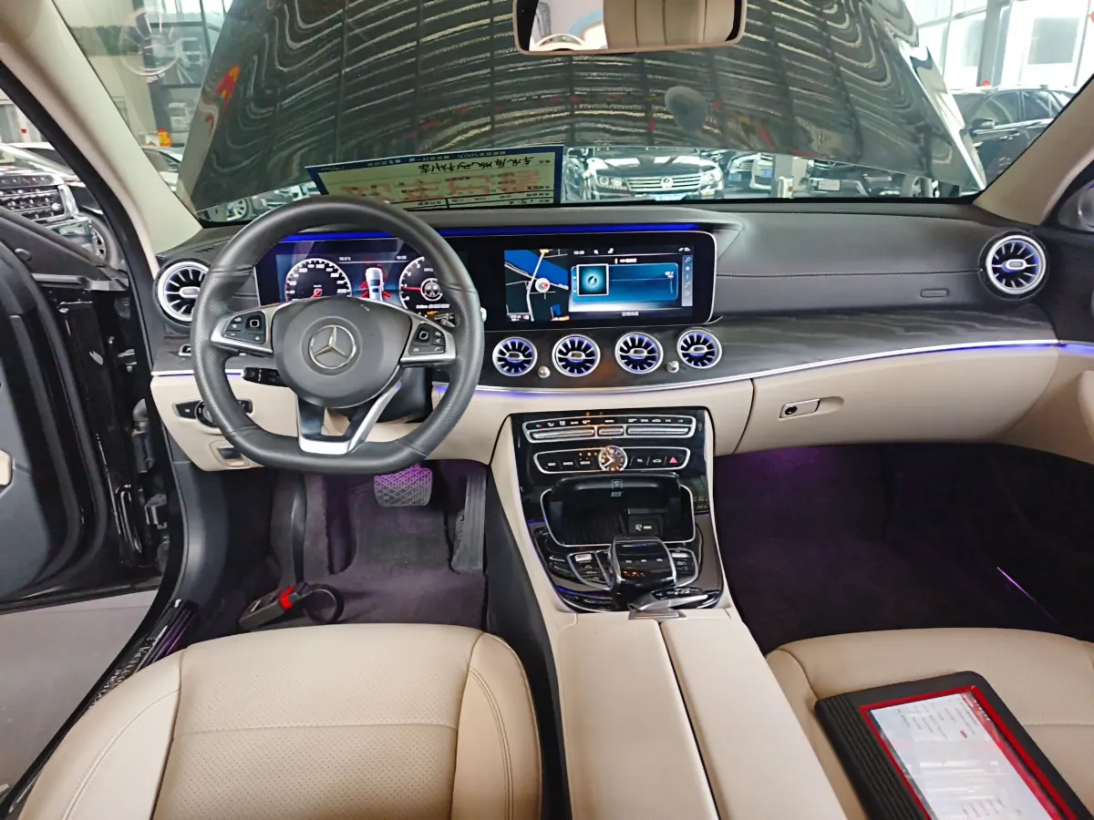 2016 Mercedes-Benz E Class 2.0T 245HP L4 9AT,autocango,china used car exporter,china ev exporter,chinese used car exporter,chinese used ev exporter