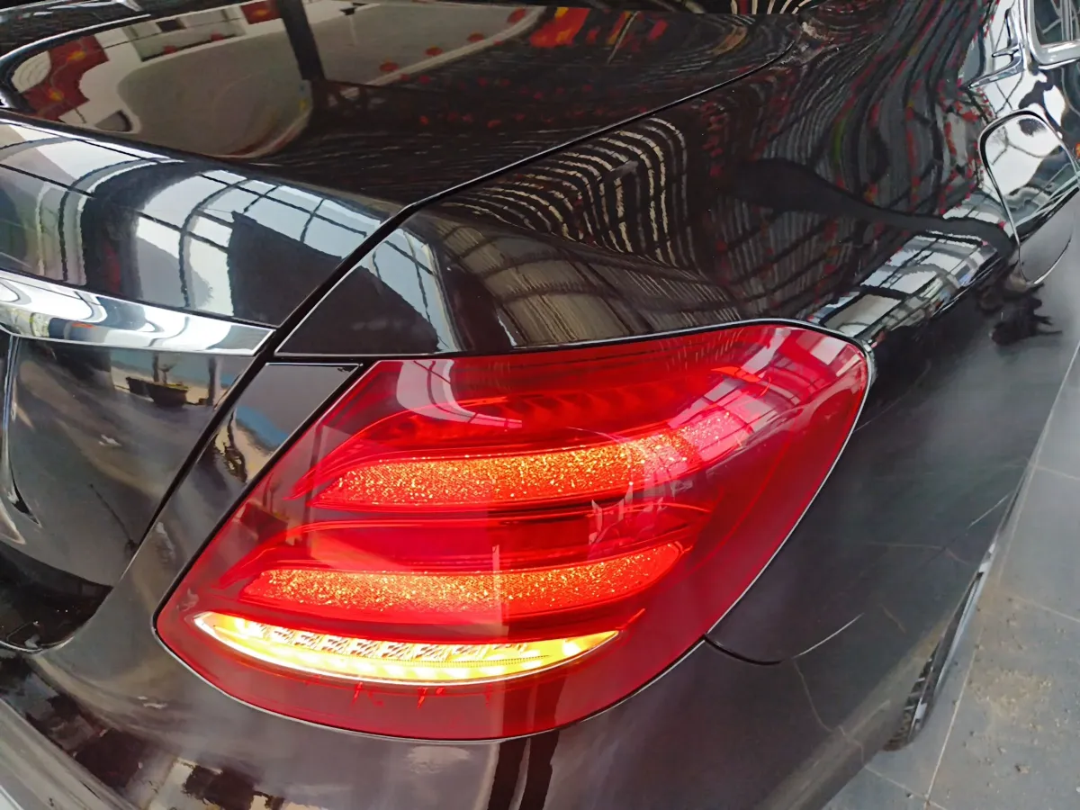 2016 Mercedes-Benz E Class 2.0T 245HP L4 9AT,autocango,china used car exporter,china ev exporter,chinese used car exporter,chinese used ev exporter