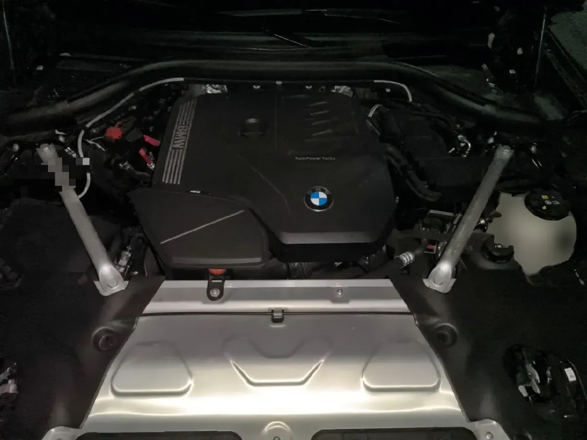 2023 BMW X3 2.0T 245HP L4 8AT,autocango,china used car exporter,china ev exporter,chinese used car exporter,chinese used ev exporter