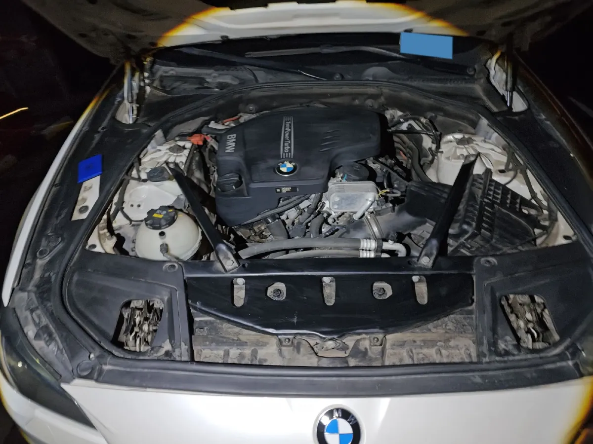 2014 BMW 5 Series 2.0T 245HP L4 8AT,autocango,china used car exporter,china ev exporter,chinese used car exporter,chinese used ev exporter