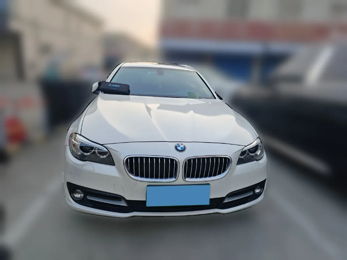 2014 BMW 5 Series 2.0T 245HP L4 8AT,autocango,china used car exporter,china ev exporter,chinese used car exporter,chinese used ev exporter