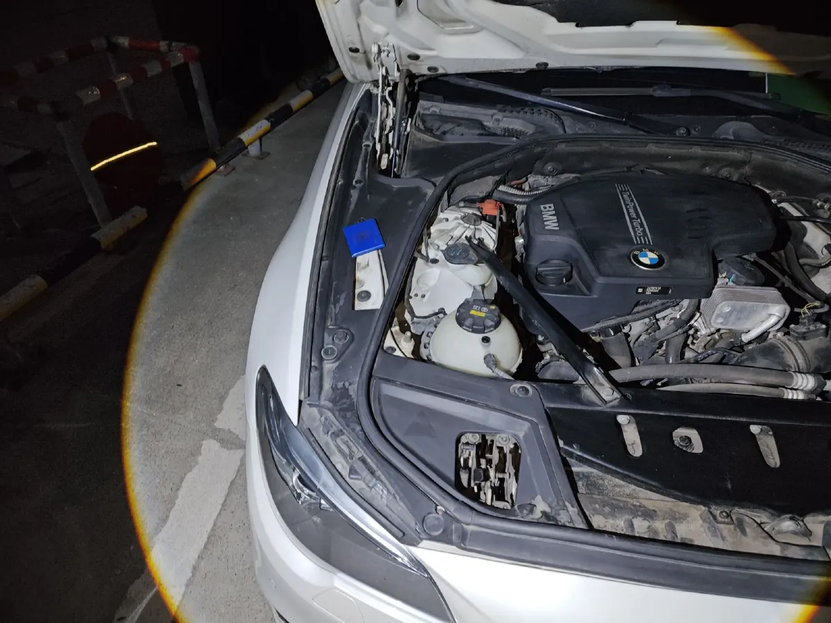 2014 BMW 5 Series 2.0T 245HP L4 8AT,autocango,china used car exporter,china ev exporter,chinese used car exporter,chinese used ev exporter