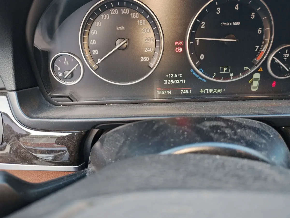 2014 BMW 5 Series 2.0T 245HP L4 8AT,autocango,china used car exporter,china ev exporter,chinese used car exporter,chinese used ev exporter