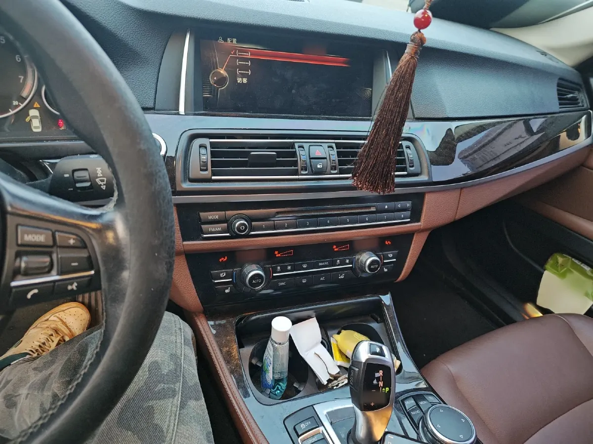 2014 BMW 5 Series 2.0T 245HP L4 8AT,autocango,china used car exporter,china ev exporter,chinese used car exporter,chinese used ev exporter