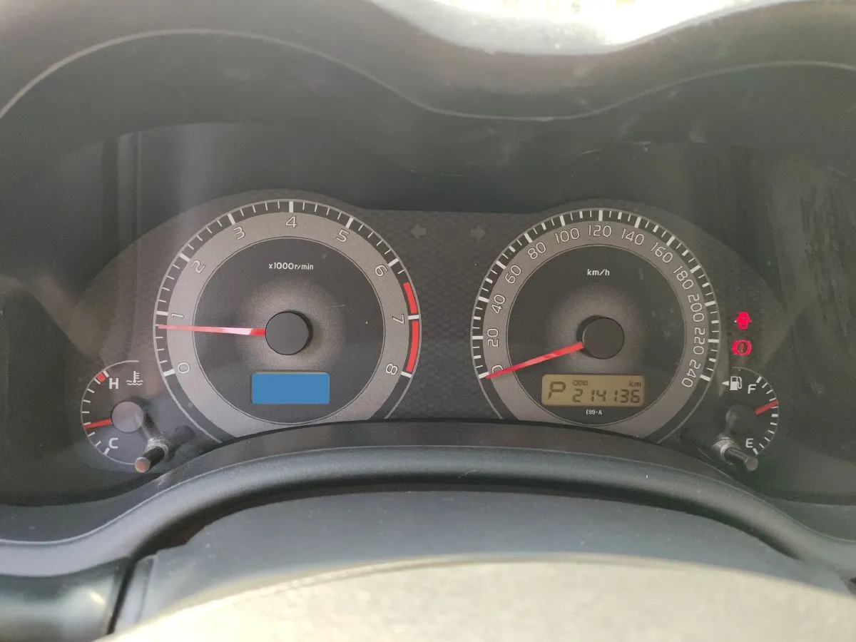 2013 Toyota Corolla 1.6L 122HP L4 4AT,autocango,china used car exporter,china ev exporter,chinese used car exporter,chinese used ev exporter