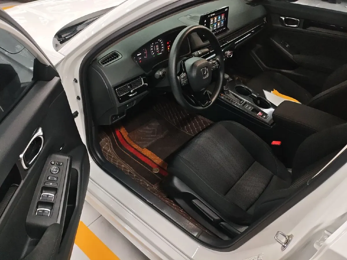 2023 Ford Equator Sport 1.5T 170HP L4 7DCT,autocango,china used car exporter,china ev exporter,chinese used car exporter,chinese used ev exporter