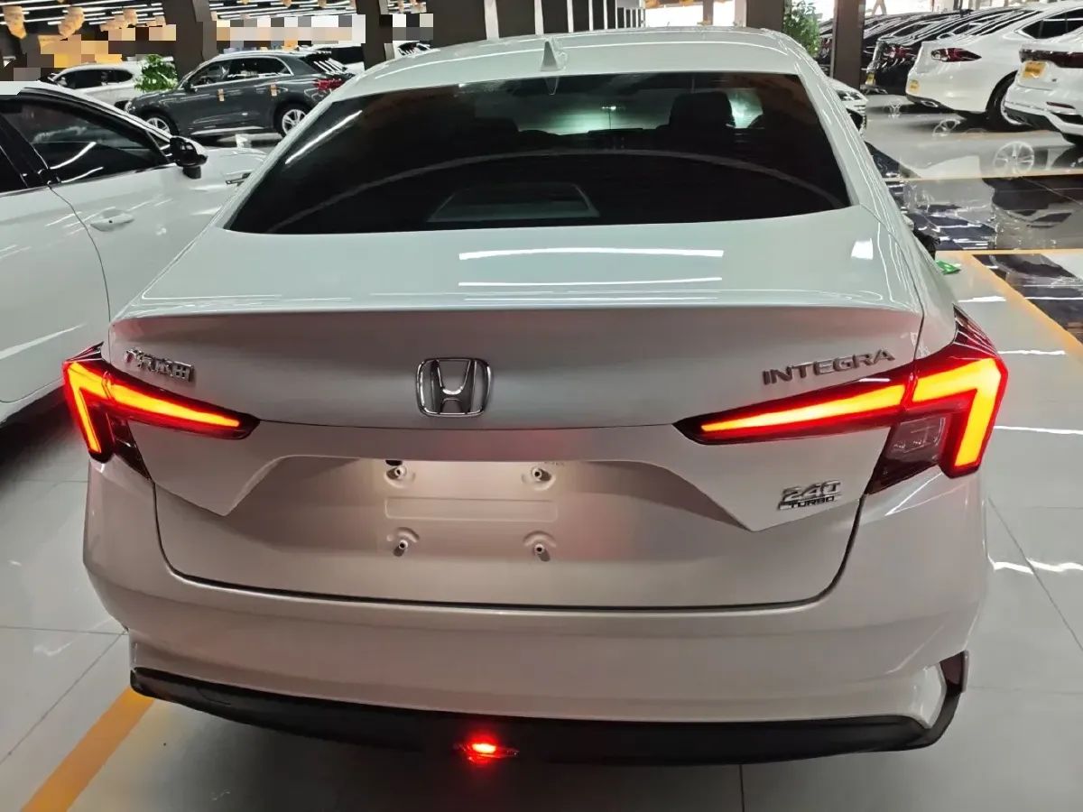 2023 Ford Equator Sport 1.5T 170HP L4 7DCT,autocango,china used car exporter,china ev exporter,chinese used car exporter,chinese used ev exporter