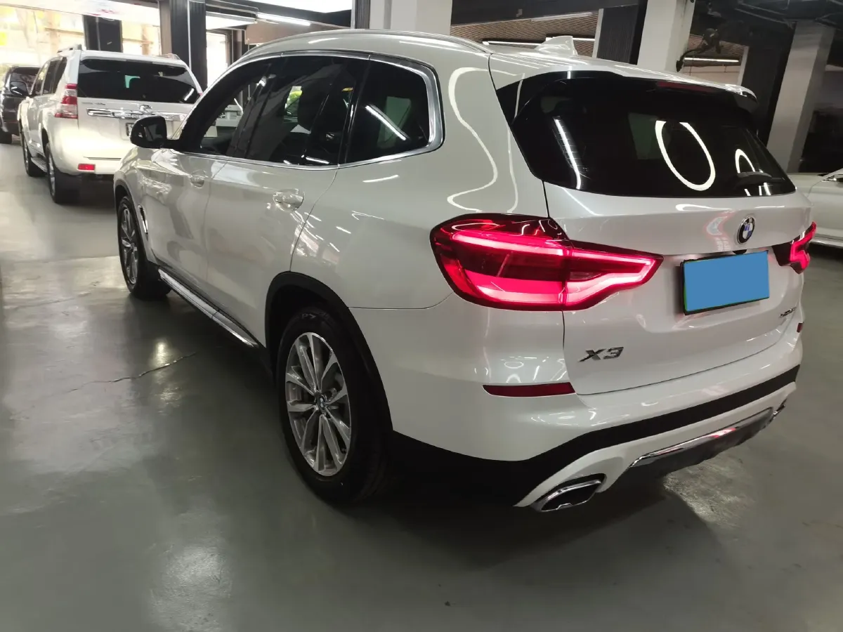 2021 BMW X3 2.0T 184HP L4 8AT,autocango,china used car exporter,china ev exporter,chinese used car exporter,chinese used ev exporter