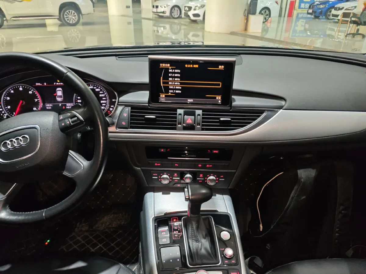 2015 Audi A6L 2.0T 180HP L4 CVT,autocango,china used car exporter,china ev exporter,chinese used car exporter,chinese used ev exporter