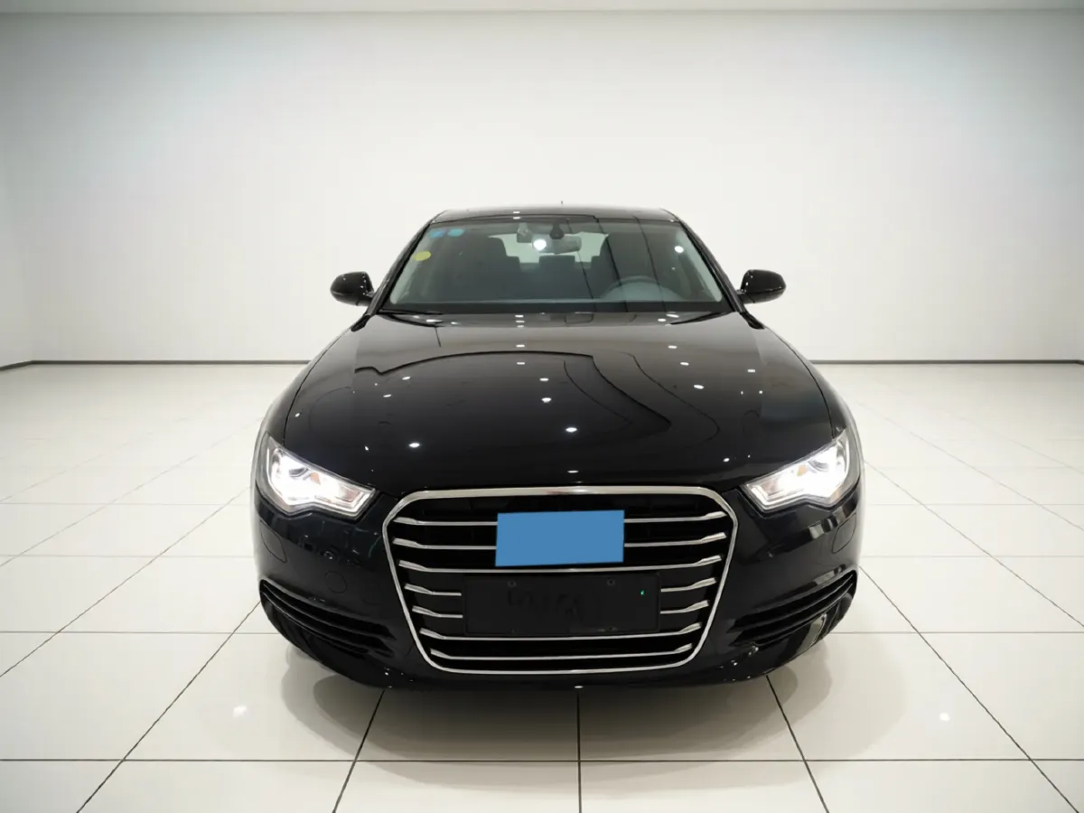 2015 Audi A6L 2.0T 180HP L4 CVT,autocango,china used car exporter,china ev exporter,chinese used car exporter,chinese used ev exporter