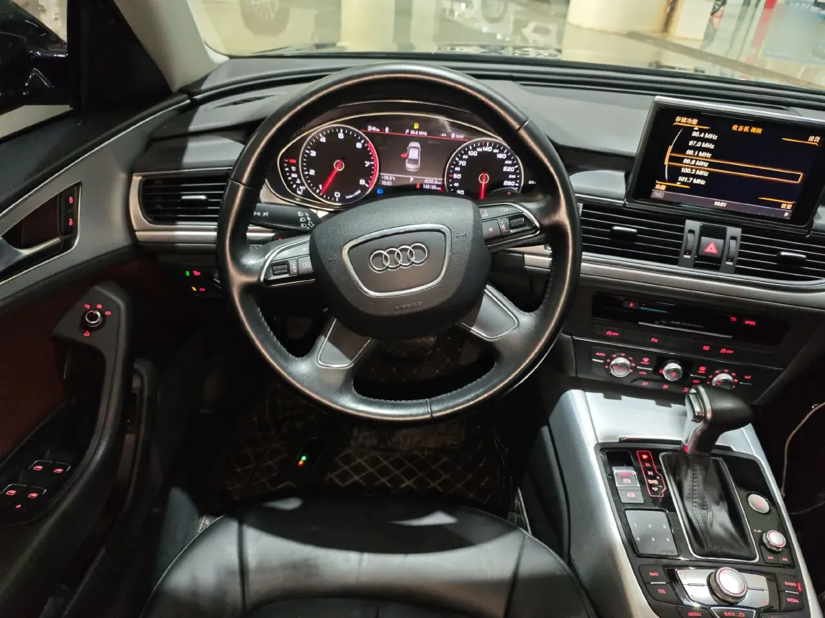 2015 Audi A6L 2.0T 180HP L4 CVT,autocango,china used car exporter,china ev exporter,chinese used car exporter,chinese used ev exporter